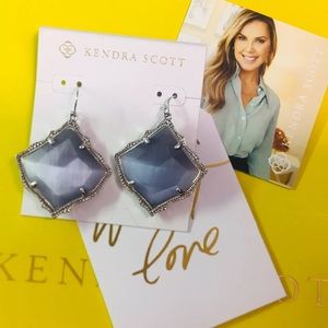 NWT Kirsten Silver Drop Earrings In Slate Cats Eye